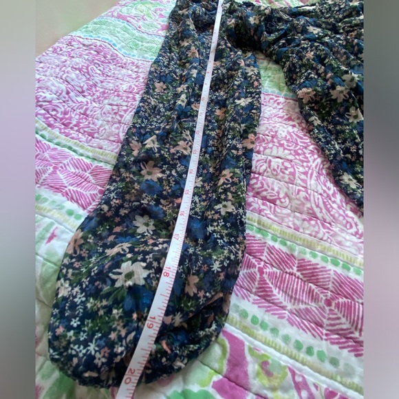 Hollister dress. Size Small - Picture 5 of 6